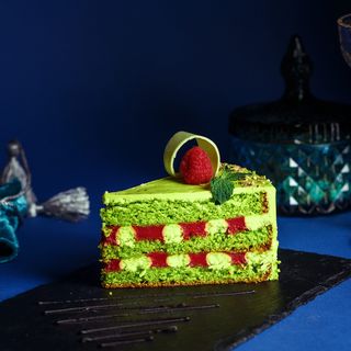 Бисквит фисташка-малина (140 гр.)