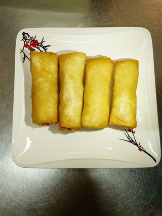 1. Involtini primavera - 2 pezzi