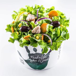 Салата Пет съставки + риба тон (300г)