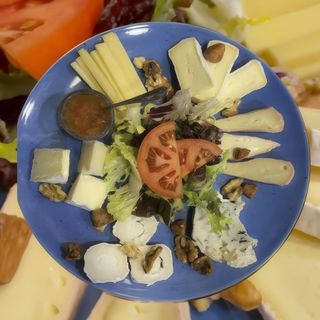 Tabla de quesos franceses