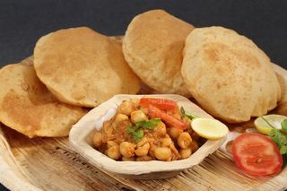 Choley Bhatura