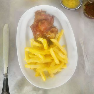 Codillo asado