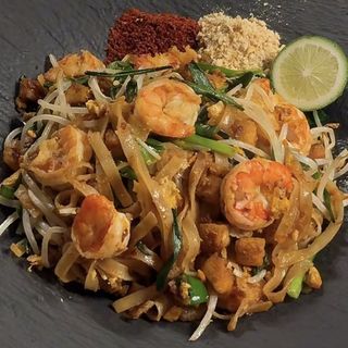 87."pad thai" Tagliatelle di riso talandese泰式炒河粉