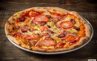 Піца М’ясний діалог (450г)