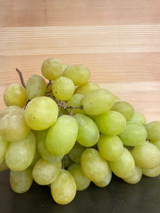 Uva bianca senza semi al kg