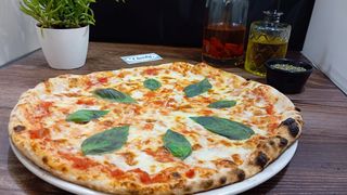 Pizza Margarita (33 Cm.)