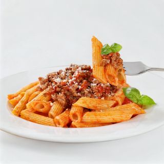 Pates complets a la bolognaise