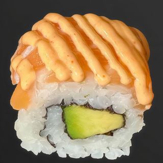 209-Uramaki De Aguacate Y Salmón Picante (4 Uds.)