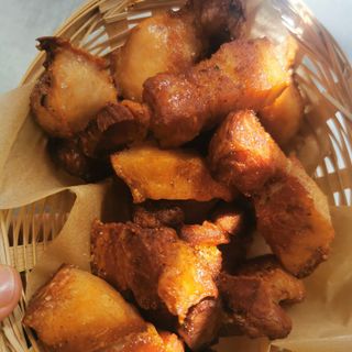 Racion de cochino frito