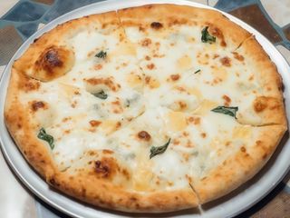 Піца 4 сири (30см)