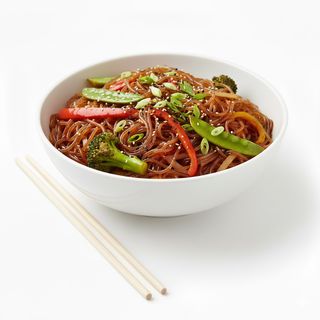 Spaghetti di soia con verdure