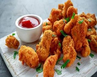 Nuggets com Molho de Alho Caseiro