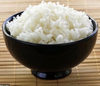 Riso bianco al vapore
