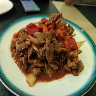 Ternera Frita al Estilo Tailandés con Salsa Especial