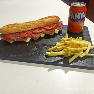 Combo de lomo, queso y tomate