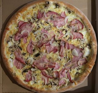 Pizza Odolany średnia