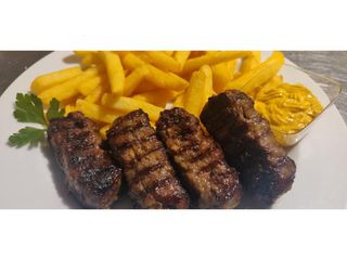 Mici cu cartofi prăjiți 