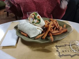 Chicken wrap e patatine