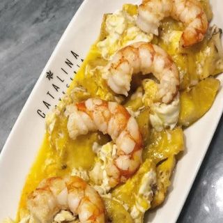 Huevos Rotos Con Gambón