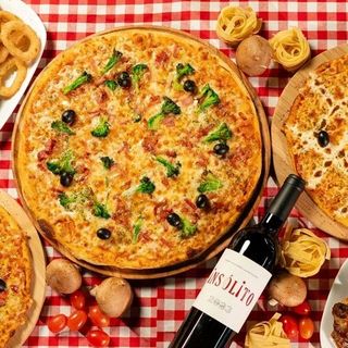 Pizza De Bacon com Brócolos