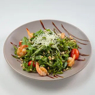 Креветки с рукколой