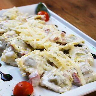 Agnolotti alla Panna e Prosciutto