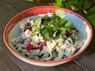 Салат Мамука (300g)