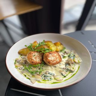 Котлети з індички та вершковим соусом. ( 340 г ) 