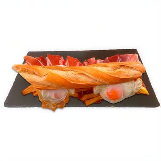 Bocadillo Cojonudo De Jamón Ibérico