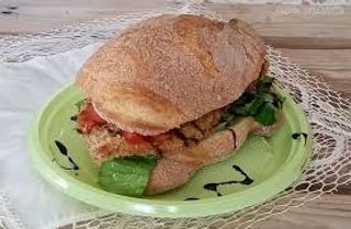 Panino con pollo alla piastra