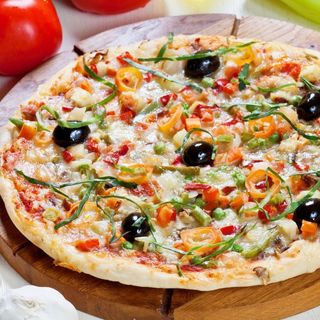 Pizza Média Vegetariana