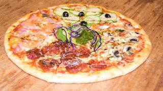 Pizza Estaciones (28 Cm.)