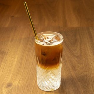 Kawa espresso tonic