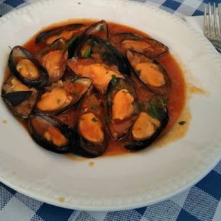 Mejillones En Salsa Ligeramente Picante