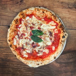 Margherita provola e pepe