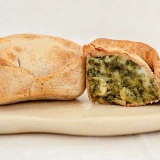 Empanada de Espinafres e Queijo Mozzarella
