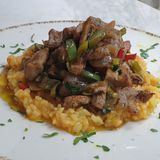 Друсан кебап с шафранов ориз и зеленчуци (300г)