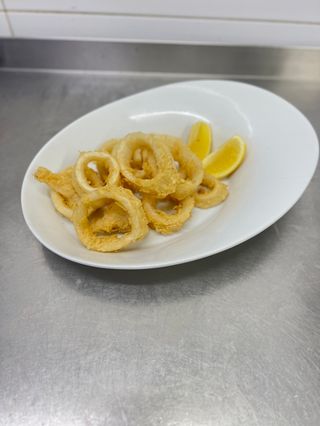 Ración De Calamares A La Romana