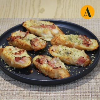 Pão de Alho Queijo e Bacon