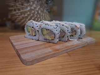 Uramaki Alango (8 Uds.)