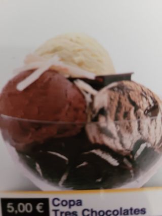 Copa Tres Chocolates