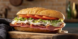 Sandwich  El-Couzina + Coca Cola
