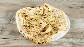 Garlic naan