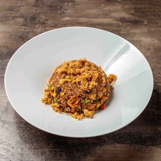 Riso misto saltato con maiale