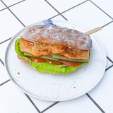 ქათმის სენდვიჩი 