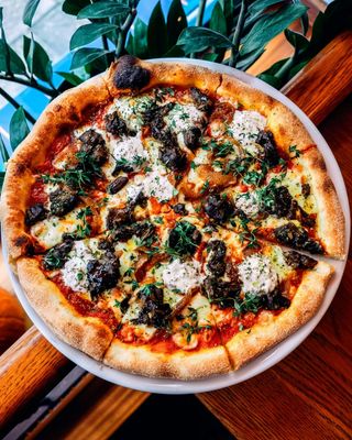 Pizza z podgrzybkami (Duża 45)