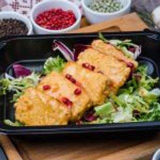 MIX SALATA CROCANTA CU TOFU TEMPURA