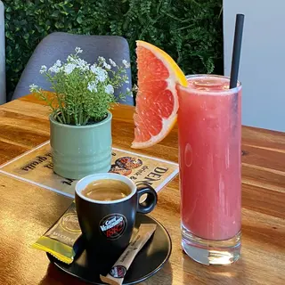 Fresh grapefruit