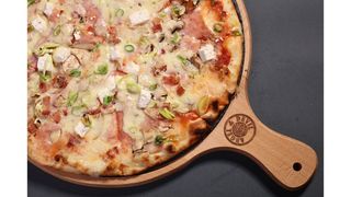 Devil pizza sa kozijim sirom 24 cm