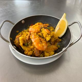Paella Mixta (Para 3 Personas)